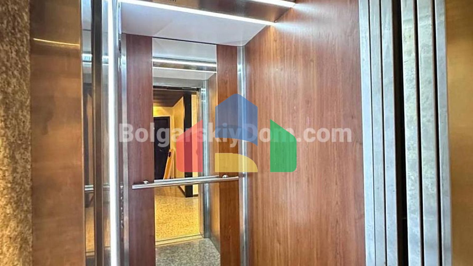 Двокімнатна квартира в Равді