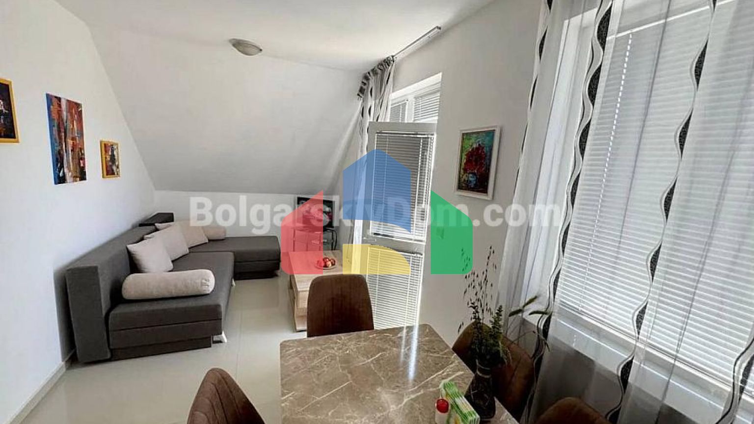 Двокімнатна квартира в Равді