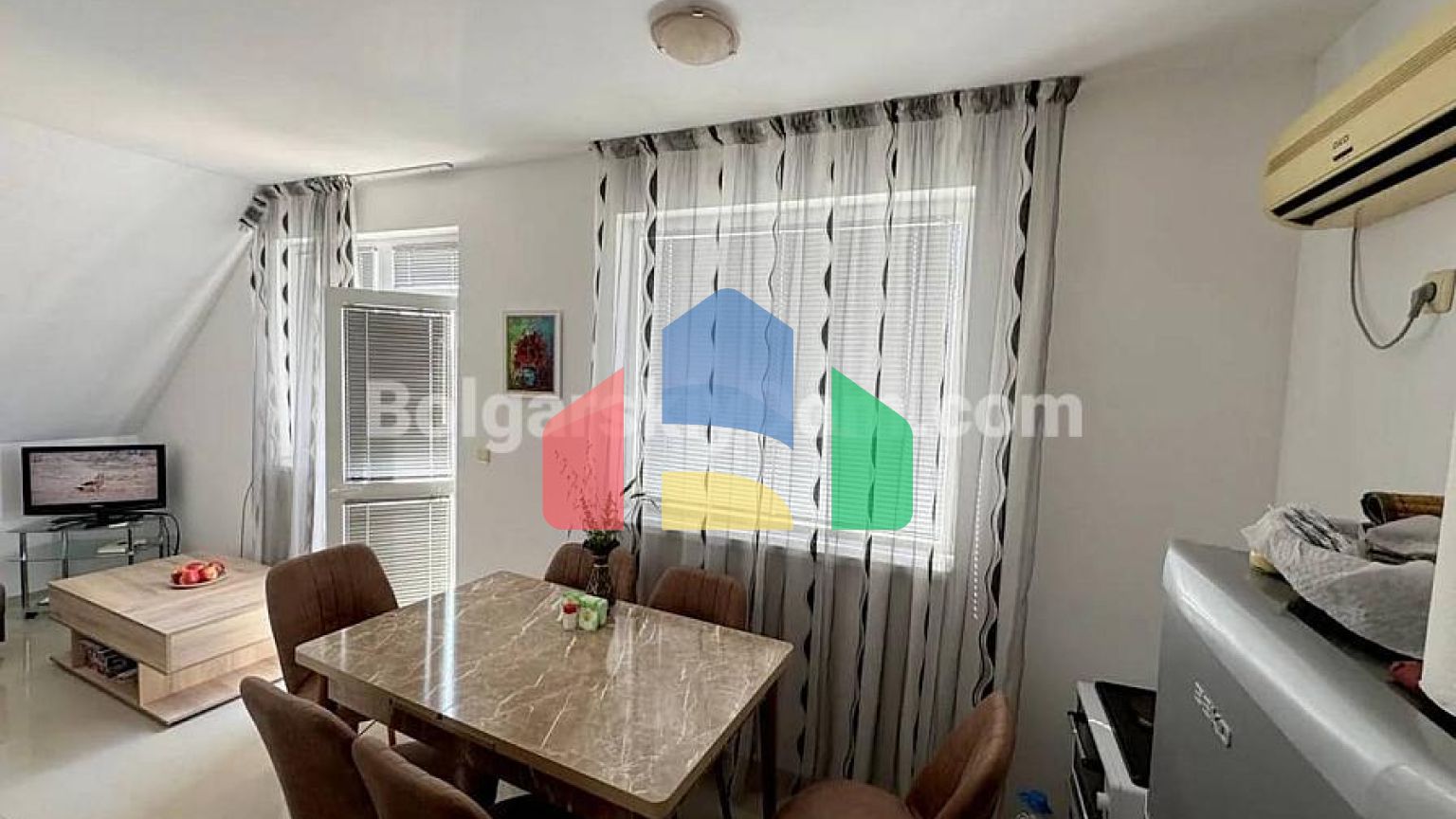 Двокімнатна квартира в Равді