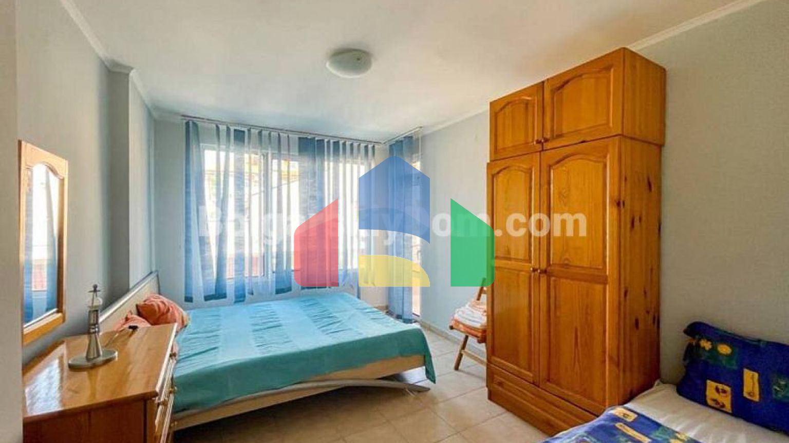 Чотирикімнатна квартира в Равді