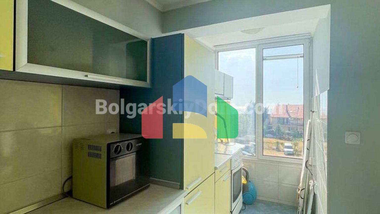 Чотирикімнатна квартира в Равді