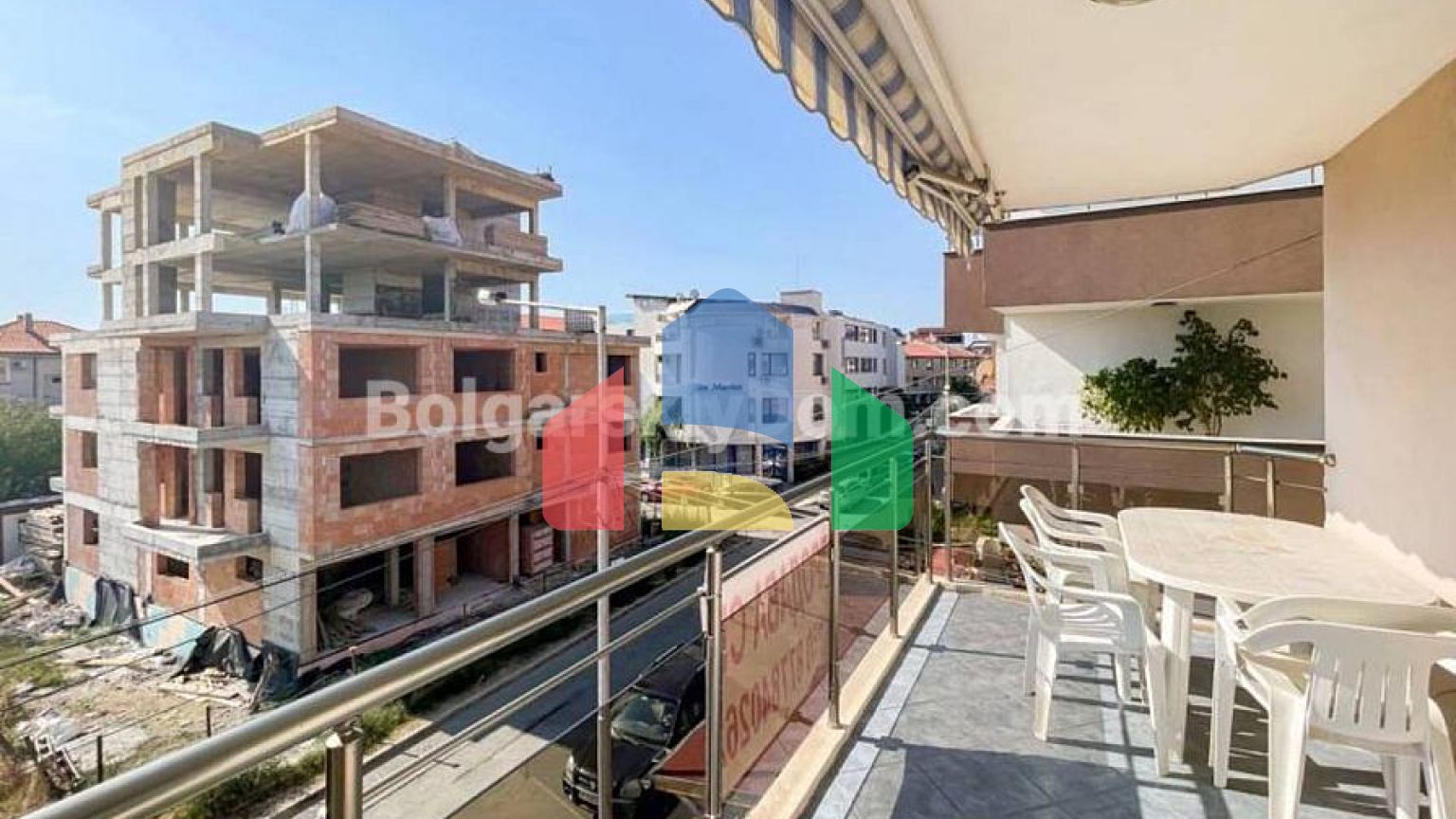 Чотирикімнатна квартира в Равді