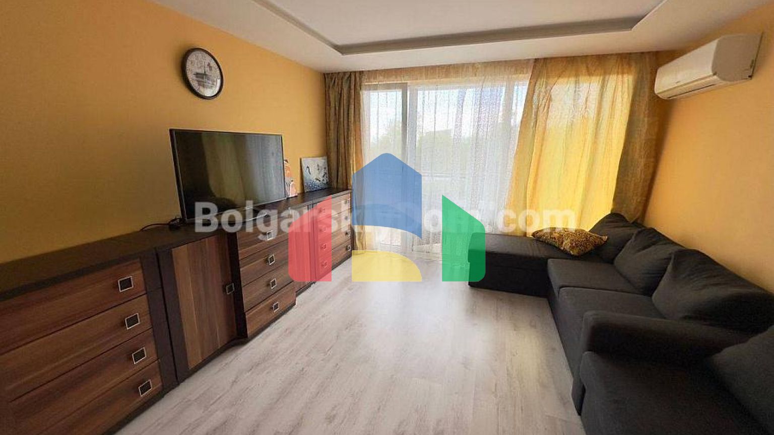 Трикімнатна квартира в Омега Резорт