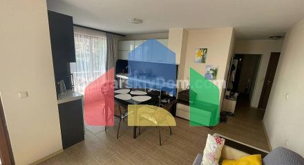 Трикімнатна квартира в Річ 3