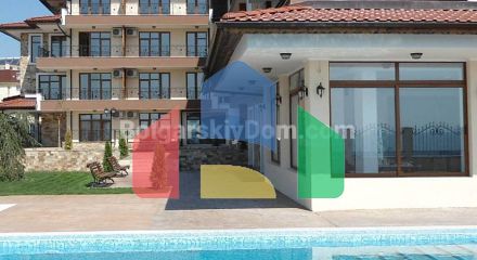 Трикімнатна квартира в Річ 3