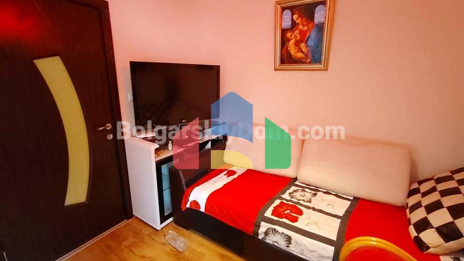 Трикімнатна квартира в Елітонія 3