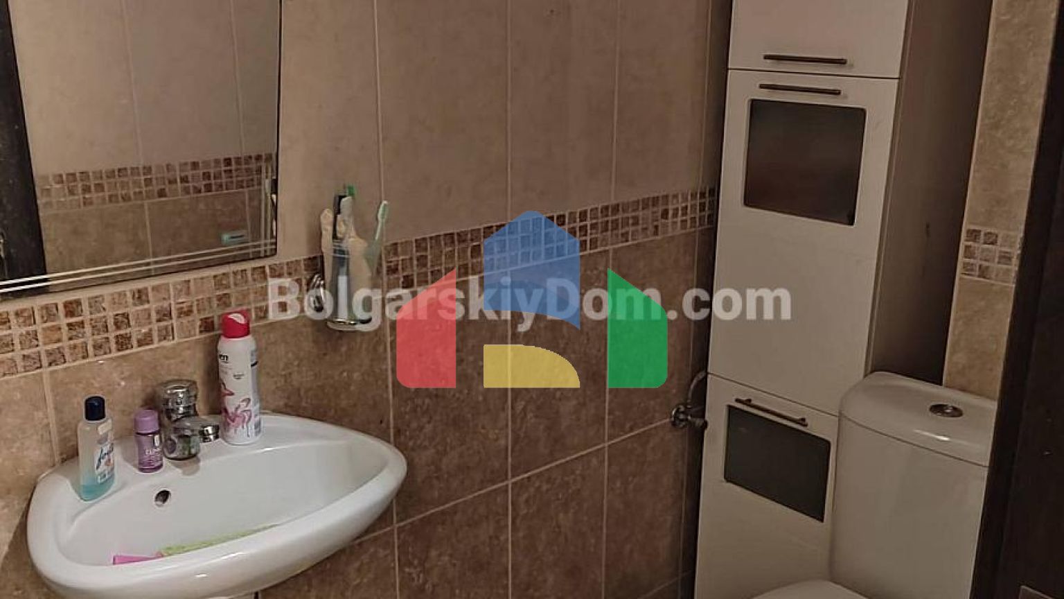 Трикімнатна квартира в Елітонія 3