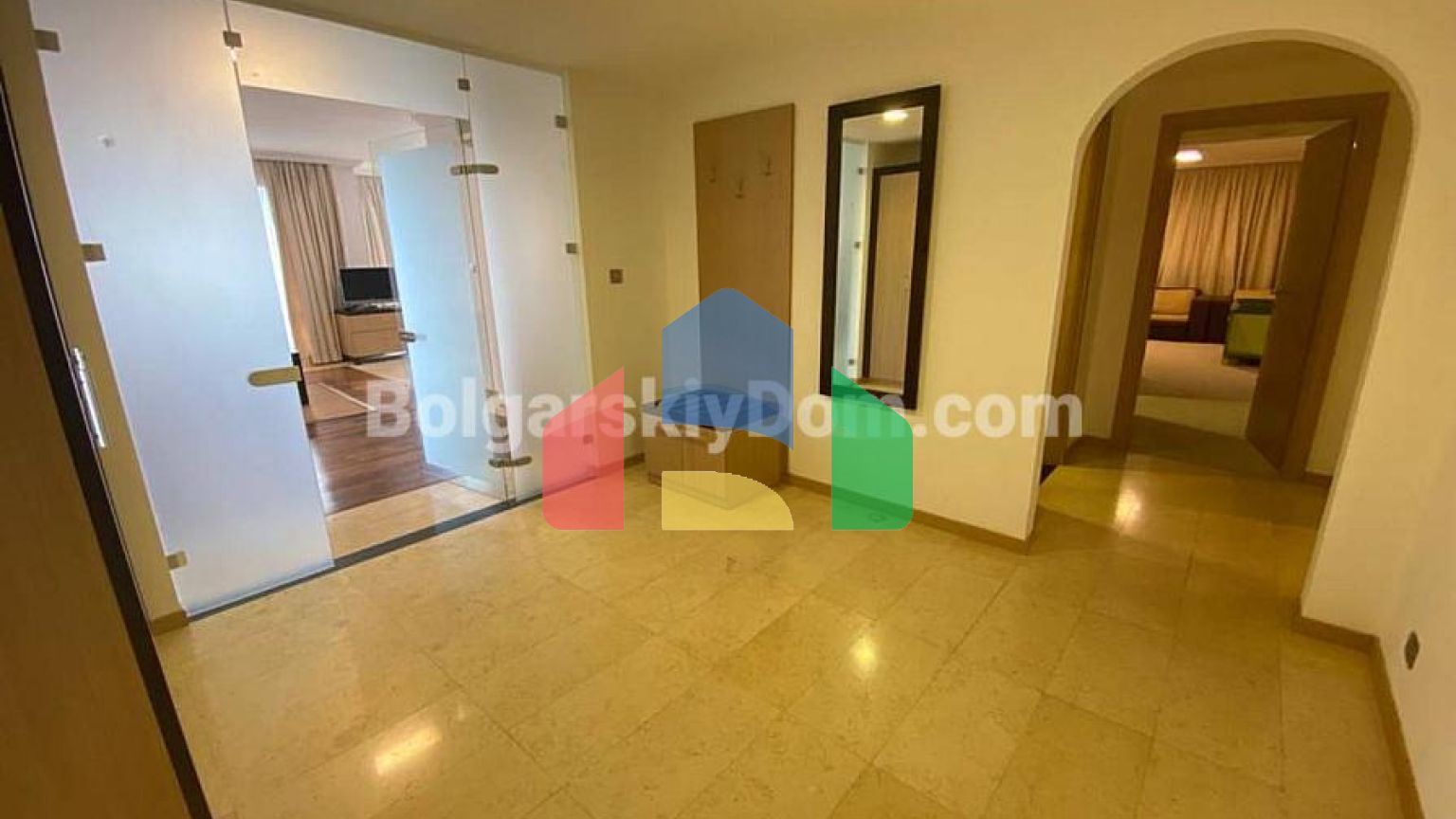 Чотирикімнатна квартира в Емеральд Біч Резорт