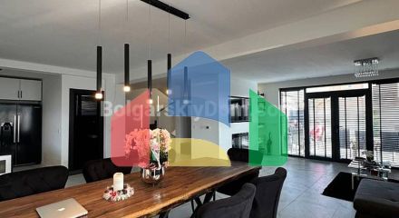 Дом в Равде