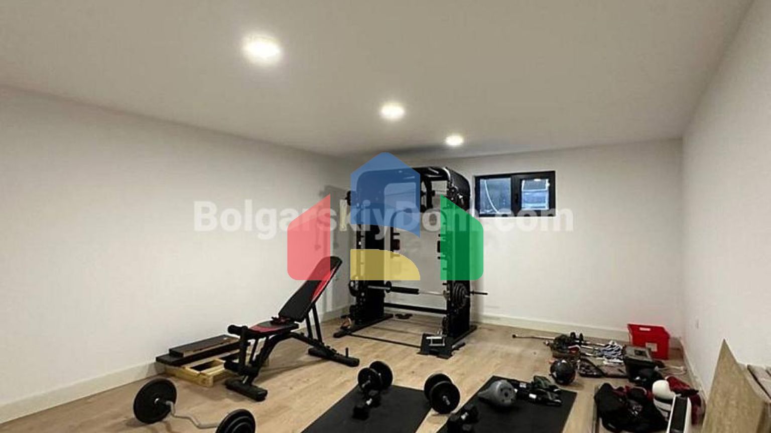 Дом в Равде