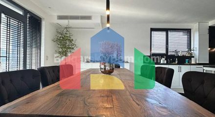 Дом в Равде