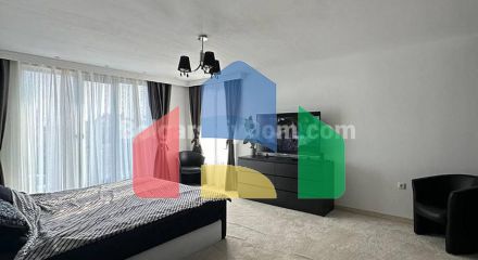 Дом в Равде