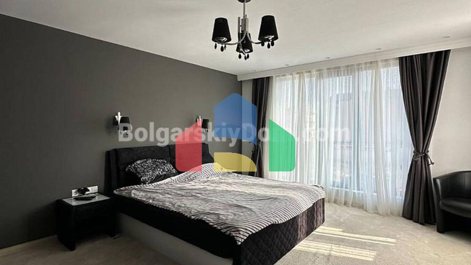 Дом в Равде