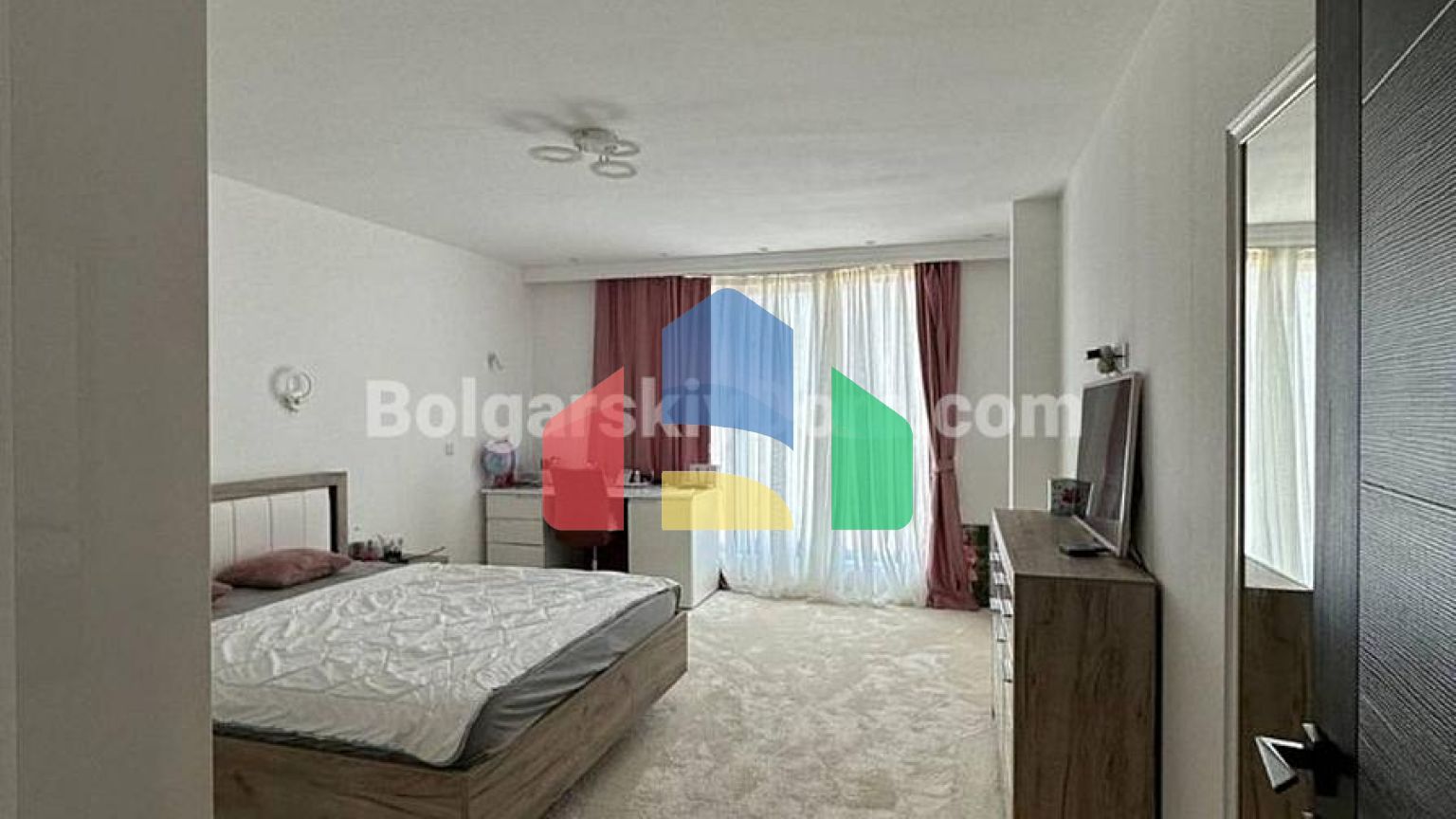 Дом в Равде