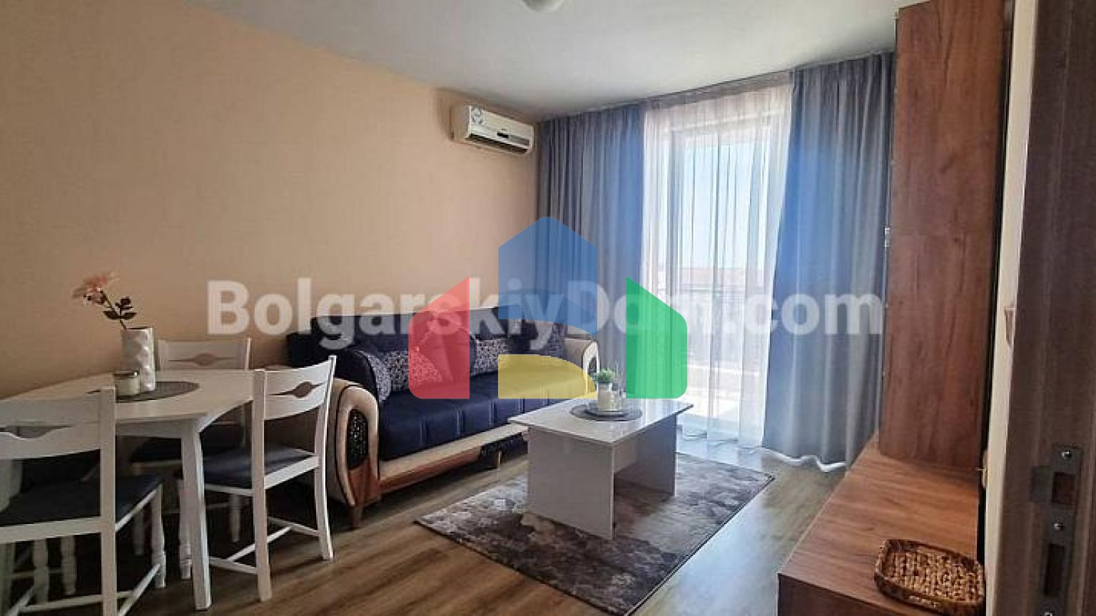 Трикімнатна квартира в Аполлон 9