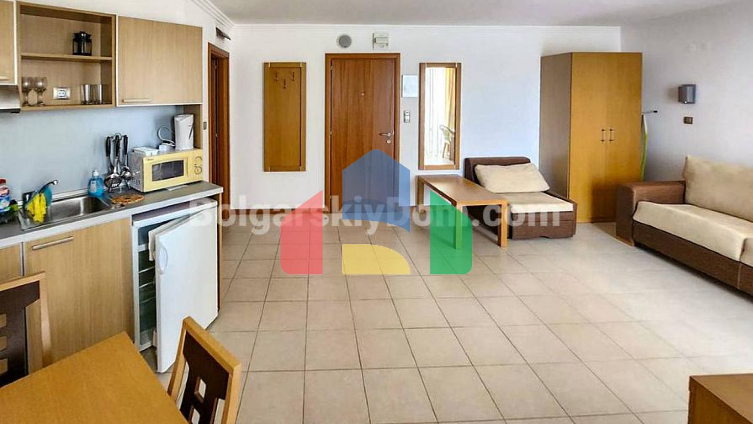 Квартира-студія в Емеральд Біч