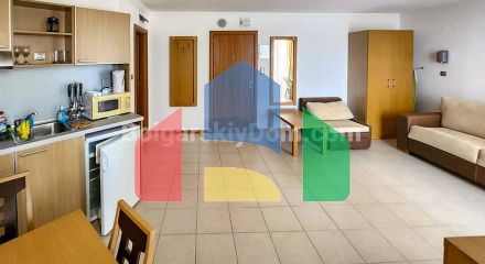 Квартира-студія в Емеральд Біч