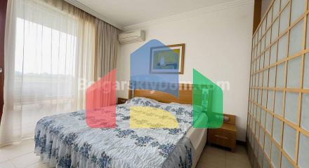 Studio apartment in Emerald
