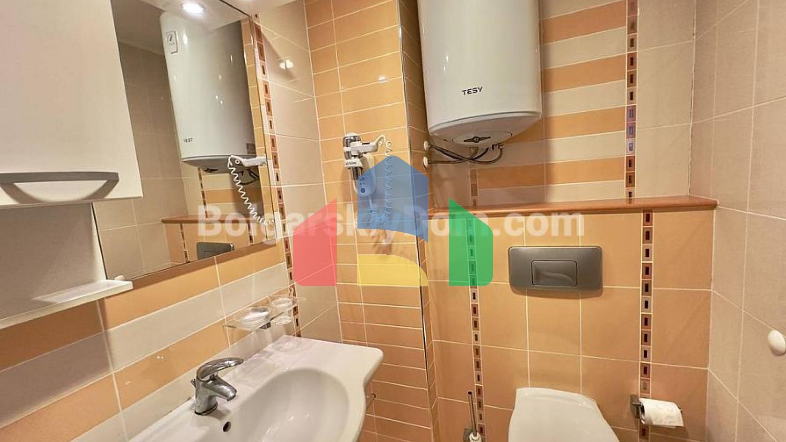 Квартира-студія в Емеральд