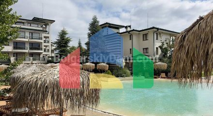 Квартира-студія в Емеральд