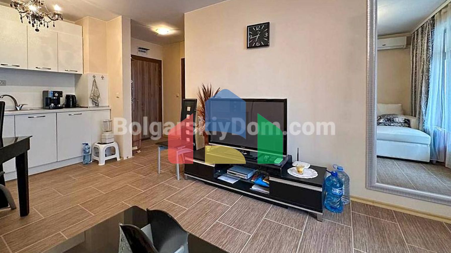 Двокімнатна квартира в Річ 3