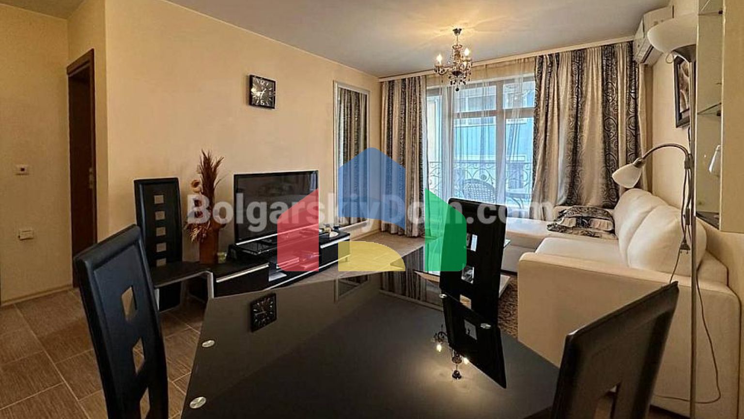 Двокімнатна квартира в Річ 3