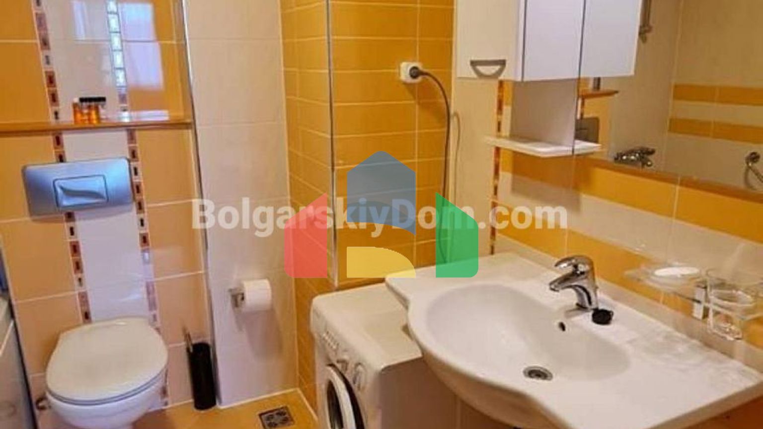 Трикімнатна квартира в Емеральд Резорт