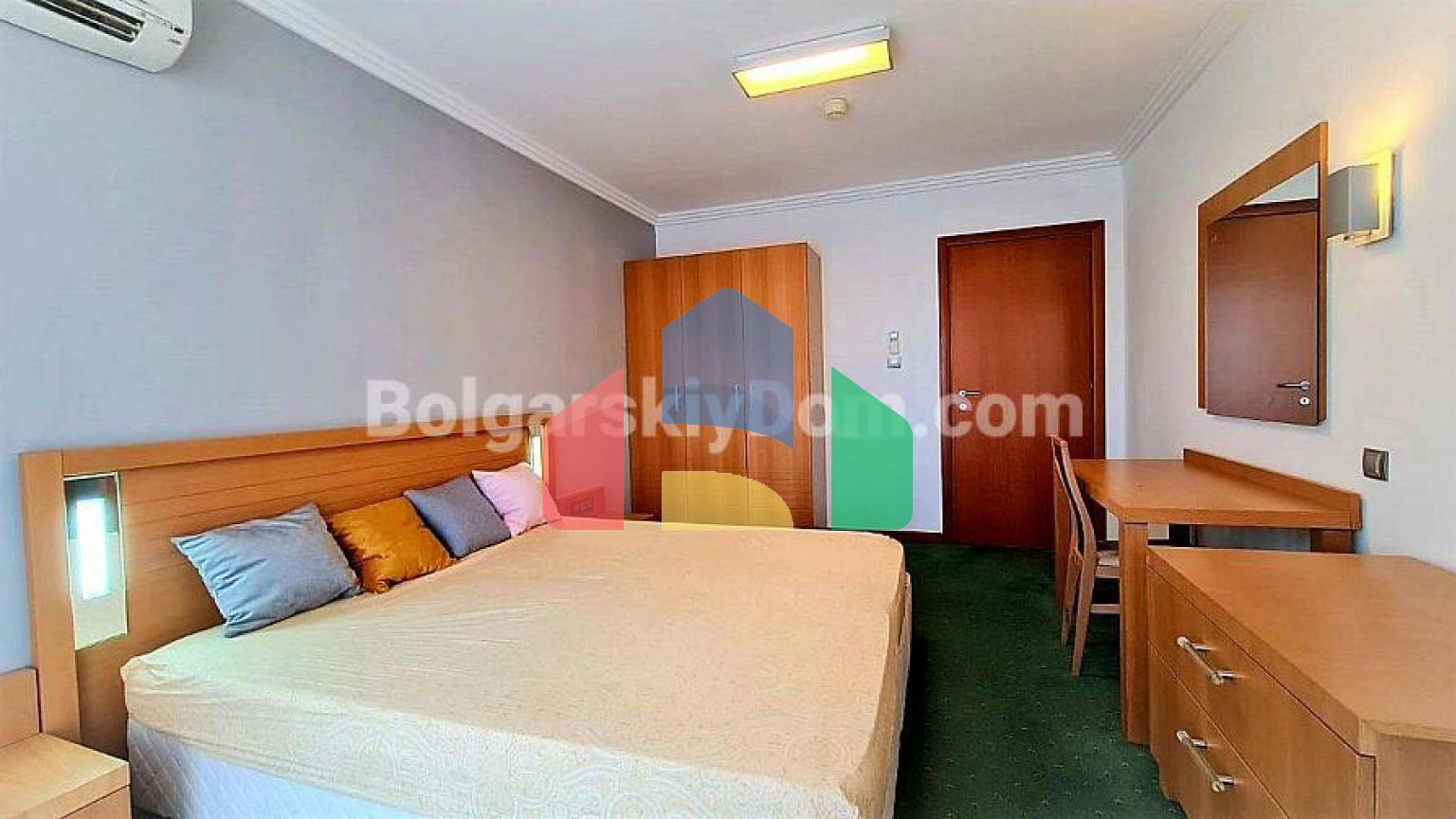 Трикімнатна квартира в Емеральд Резорт