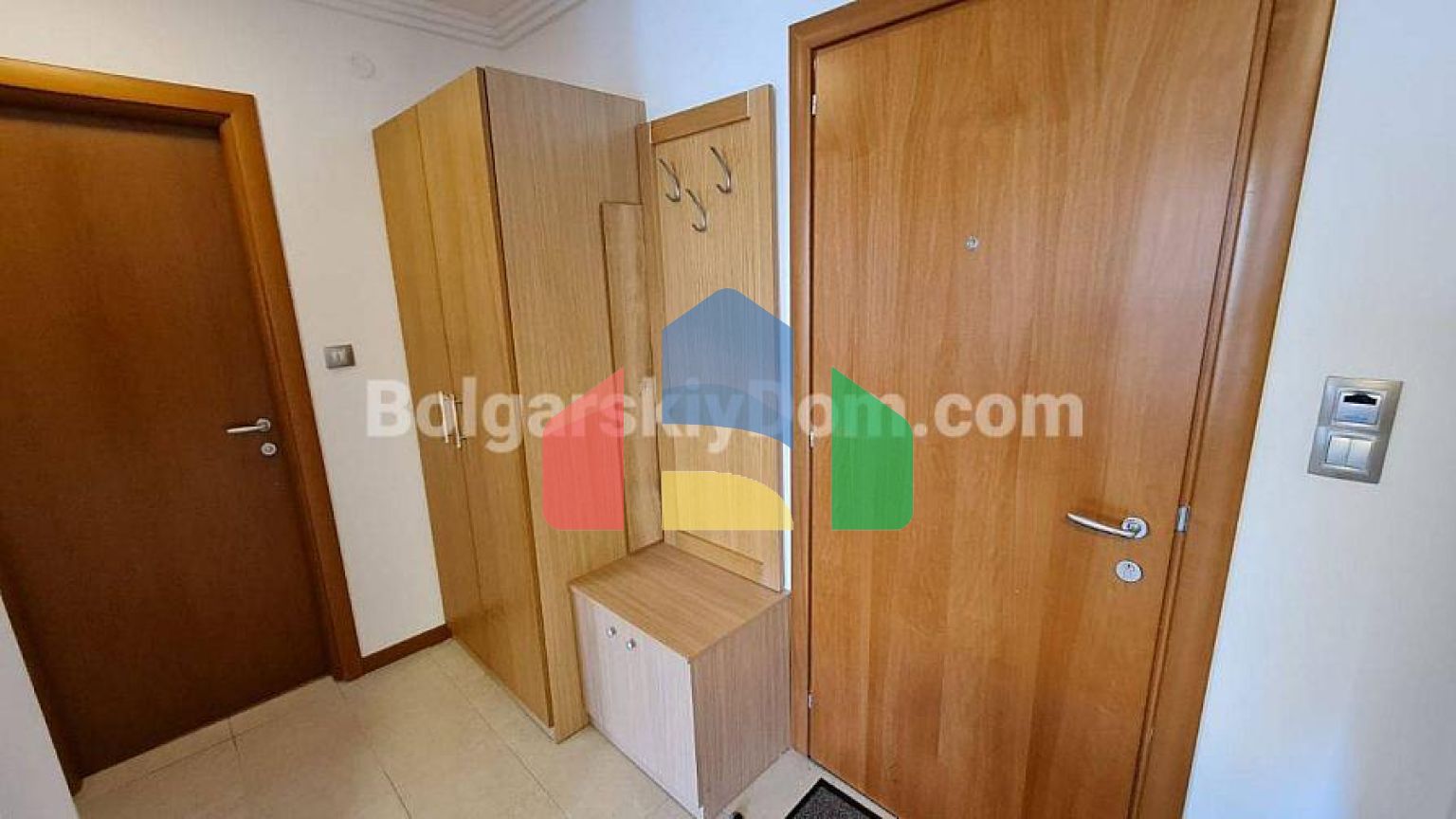 Трикімнатна квартира в Емеральд Резорт