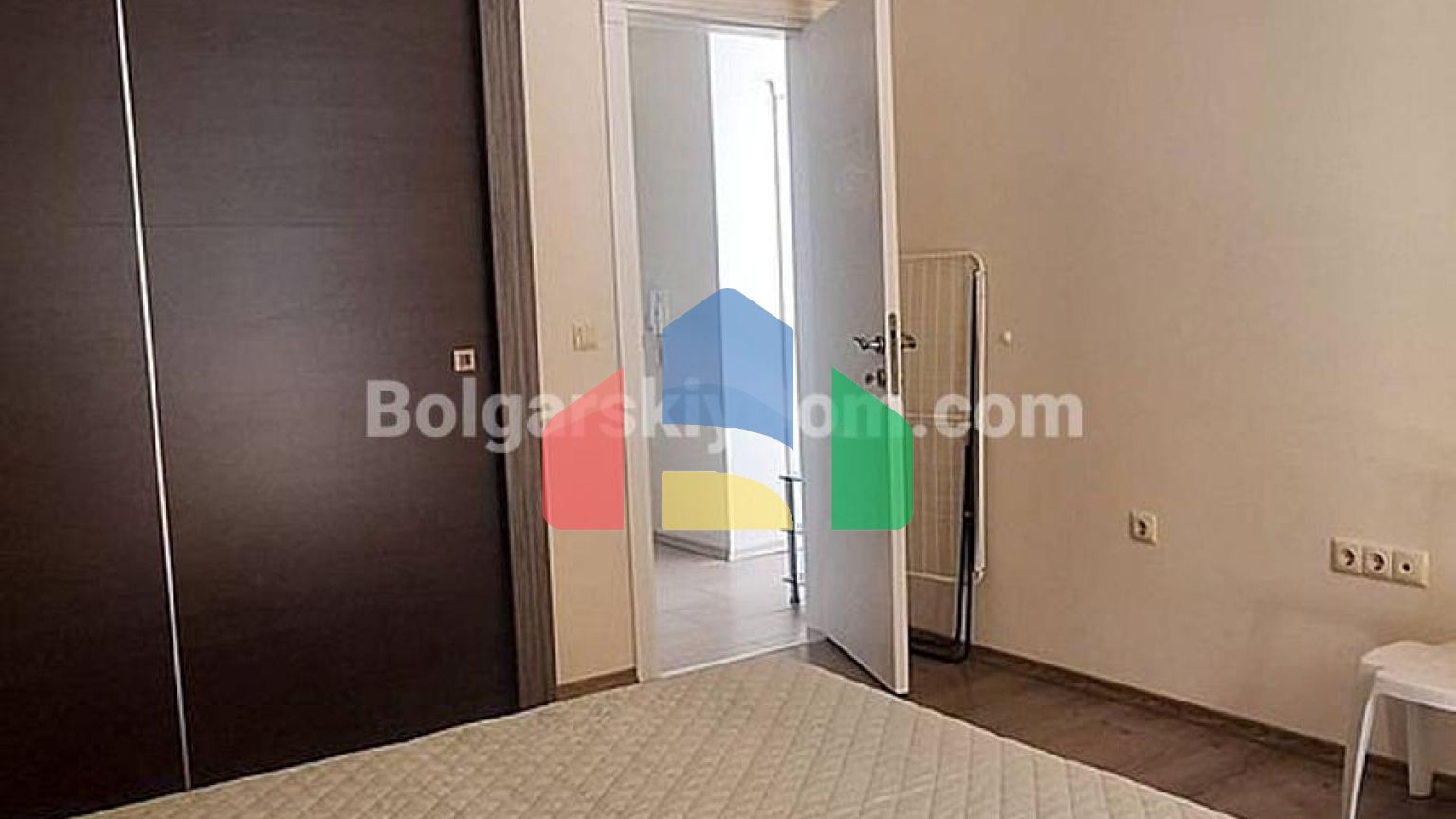 Трикімнатна квартира в Річ 2