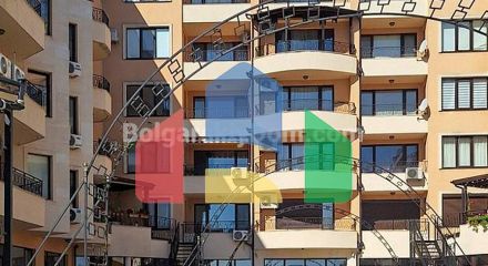 Трикімнатна квартира в Річ 2