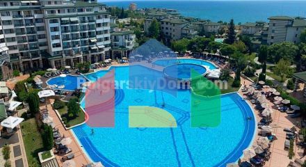 Квартира-студія в Emerald Beach Resort