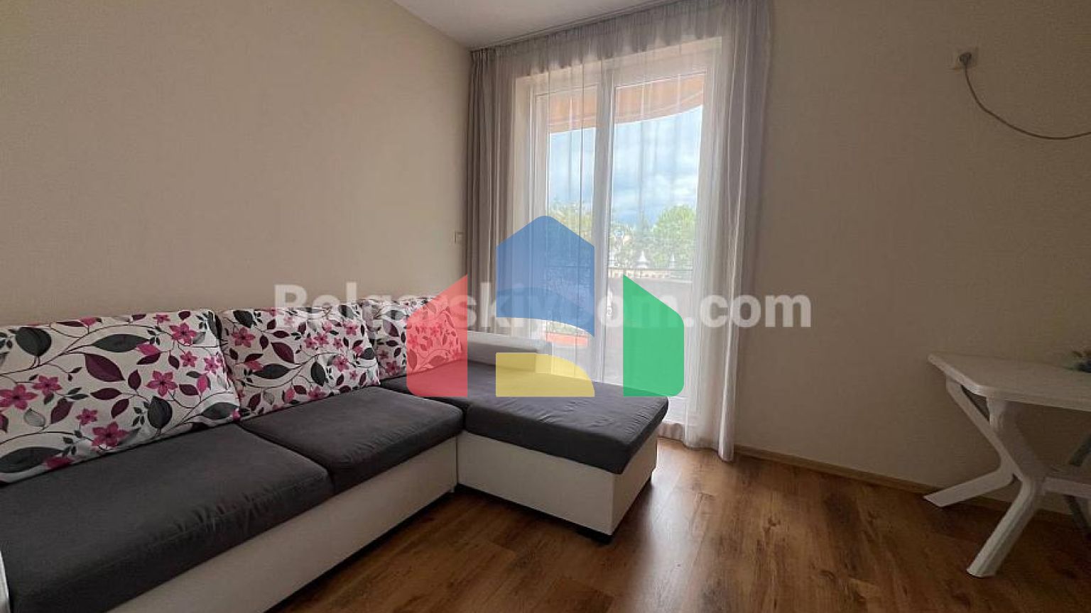 Двокімнатний апартамент в Мелія 8