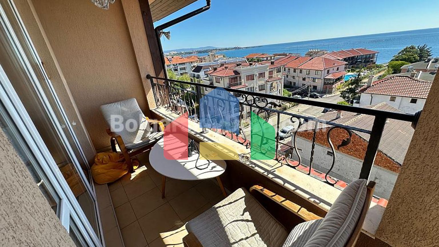 Двухкомнатная квартира в Лайфстайл 3