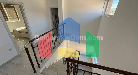 Будинок у Равді