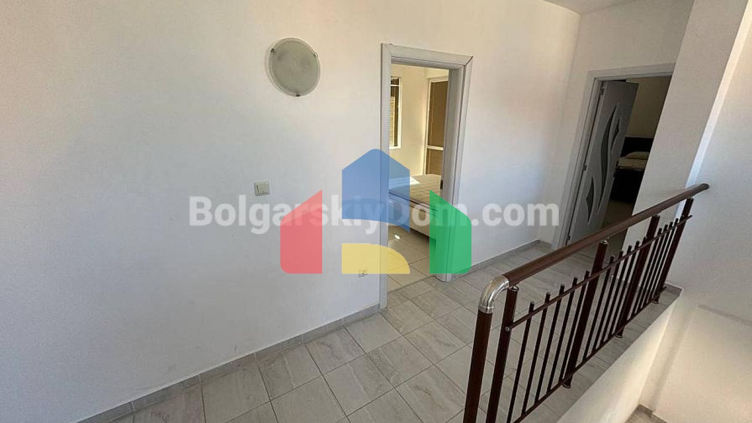 Будинок у Равді