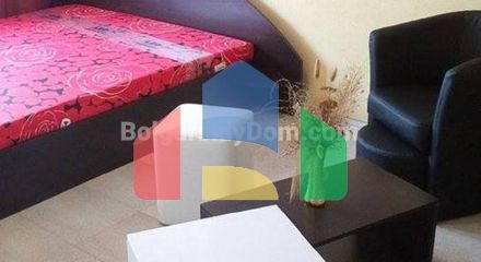 Гостьовий будинок в Равді