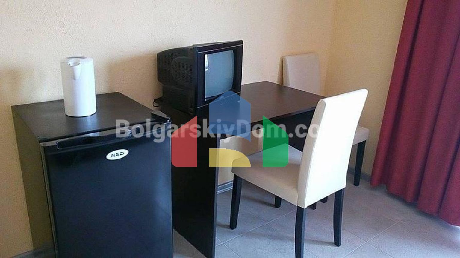 Гостьовий будинок в Равді