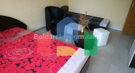 Гостьовий будинок в Равді