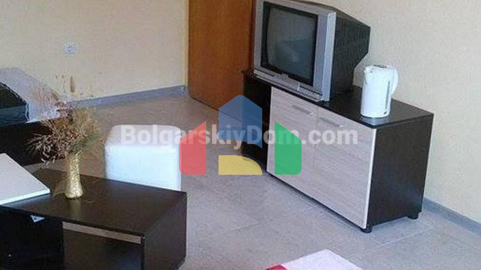 Гостьовий будинок в Равді