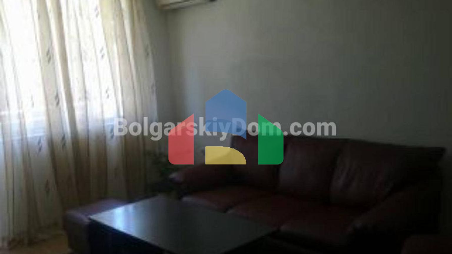 Гостьовий будинок в Равді