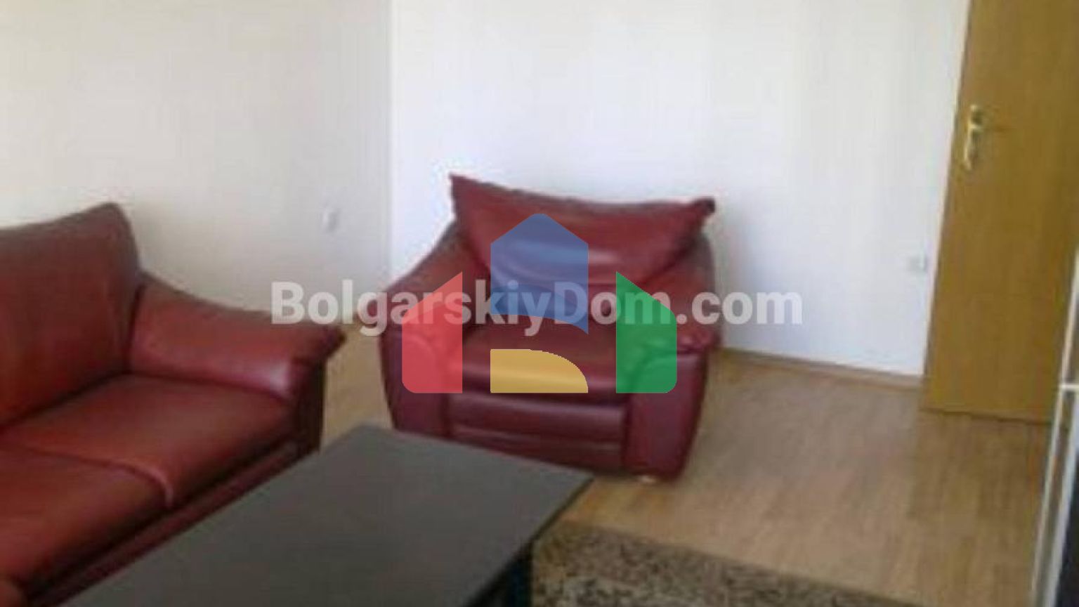 Гостьовий будинок в Равді