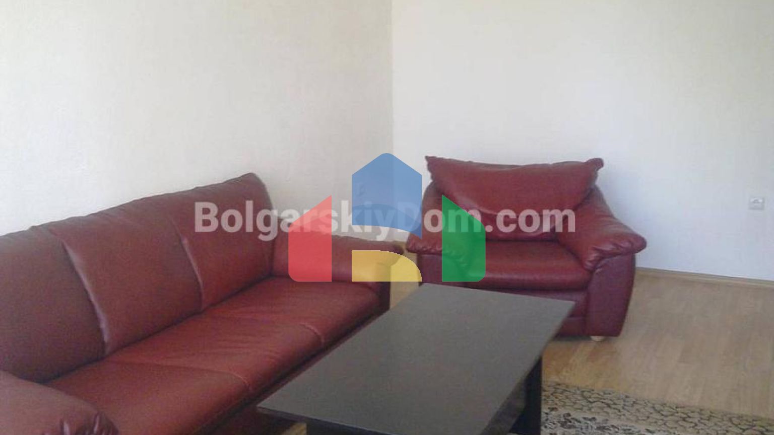 Гостьовий будинок в Равді