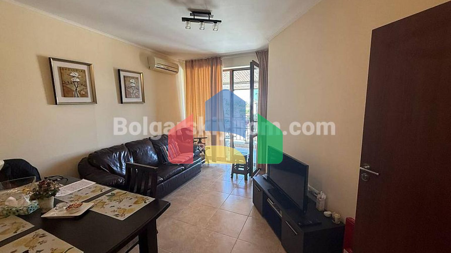 Трехкомнатная квартира в Аполлон 5