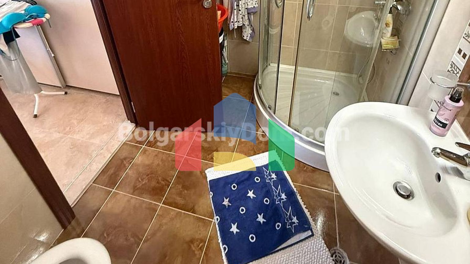 Трехкомнатная квартира в Аполлон 5