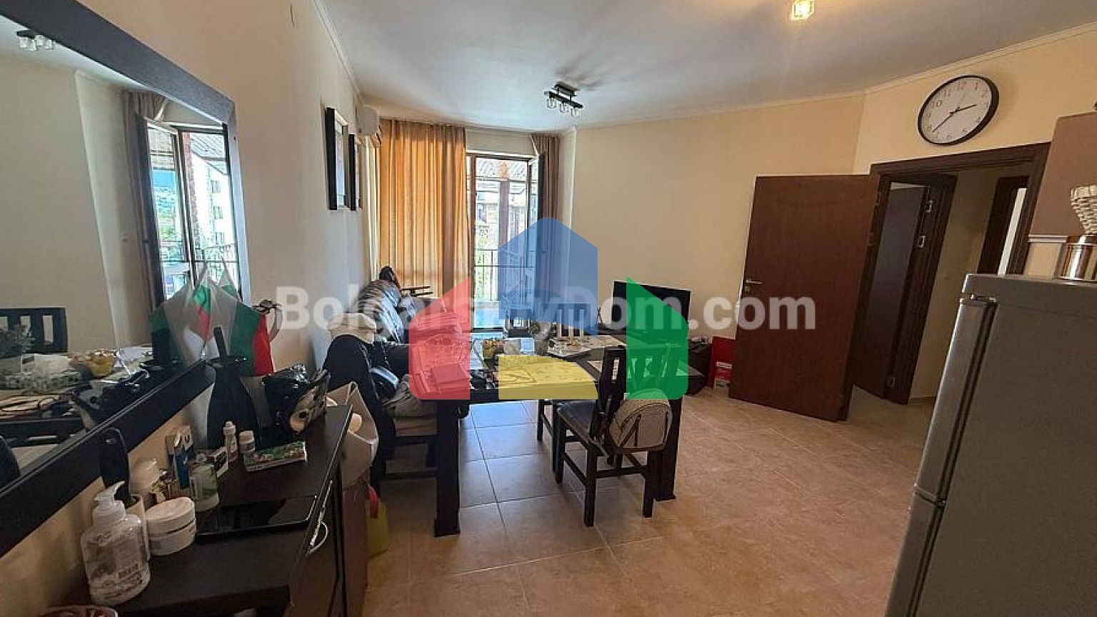 Трехкомнатная квартира в Аполлон 5