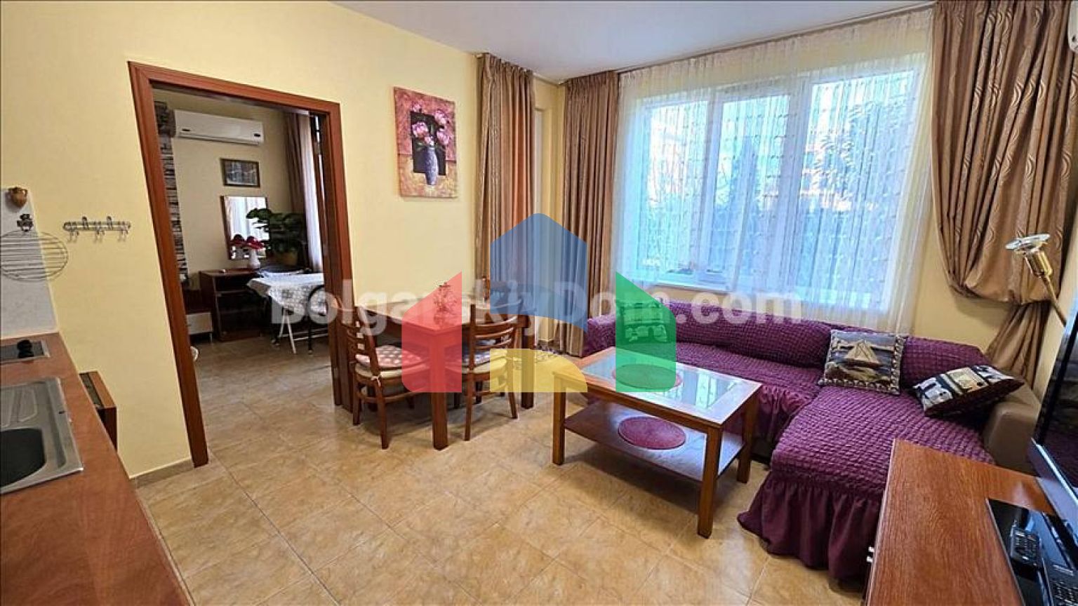 Трехкомнатная квартира в Тара