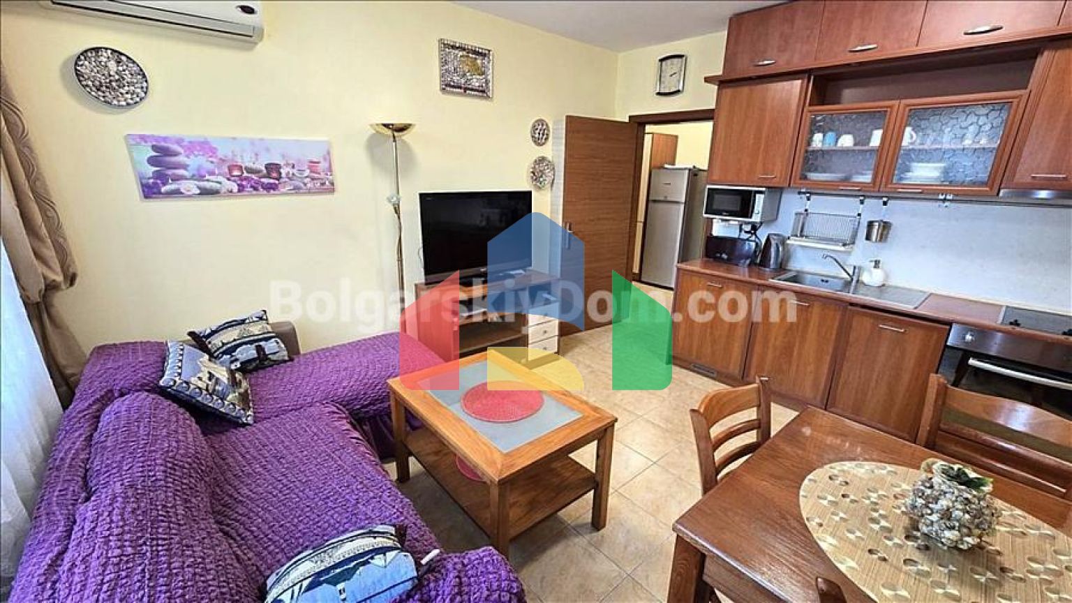 Трехкомнатная квартира в Тара