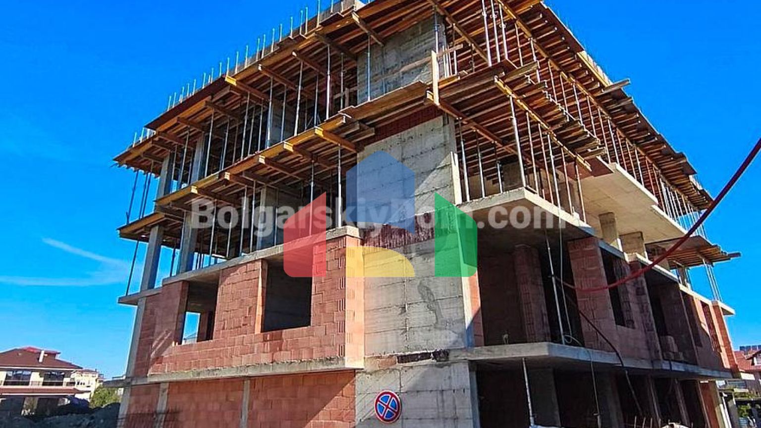 Житловий будинок в Равді