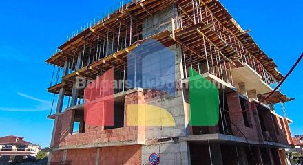 Житловий будинок в Равді